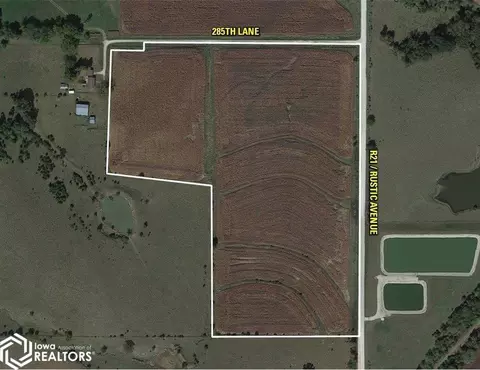 Rustic Avenue, Peru, IA 50222 photo 12