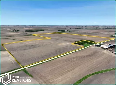 180 Th St, Manchester, IA 52057