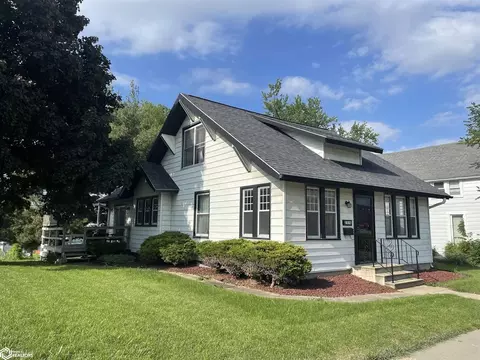 218 Young St, Marshalltown, IA 50158