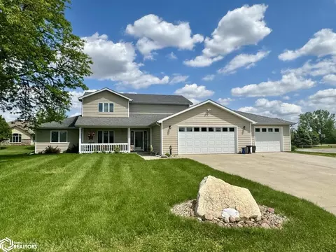 2124 Ashwood Dr, Carroll, IA 51401