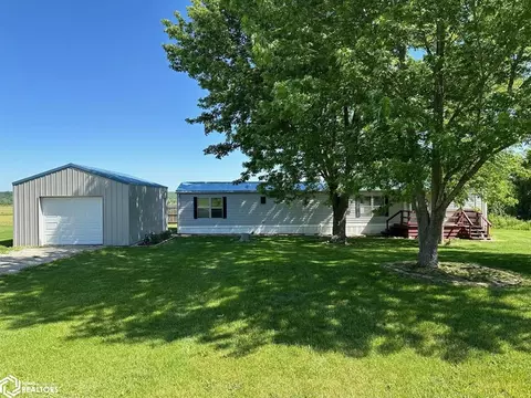 101 Elm St, Floris, IA 52560