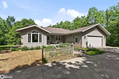 107 Alegre Ln, Washington, IA 52353