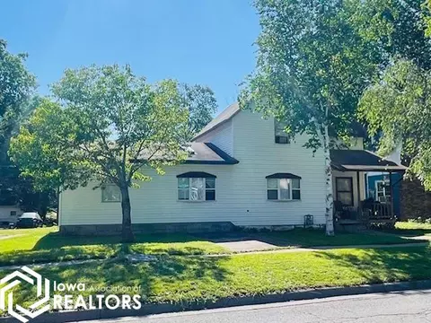 416 N D St, Oskaloosa, IA 52577