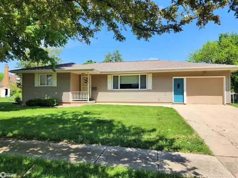 913 Elm St, Algona, IA 50511
