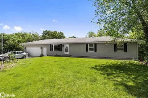 1085 235th St, Keota, IA 52248