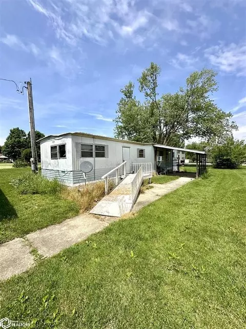85 N Fulmer St, Nauvoo, IL 62354