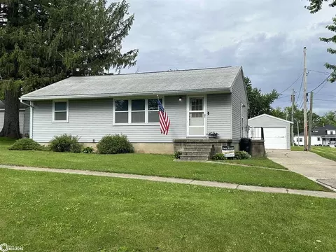 204 S Jeffrey St, Le Grand, IA 50142