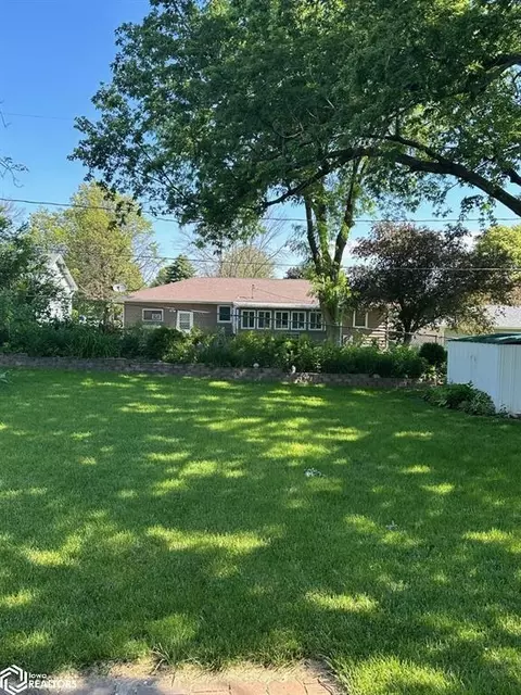 Exterior - 604 E 18th St, Atlantic, IA 50022 photo 2 of 4