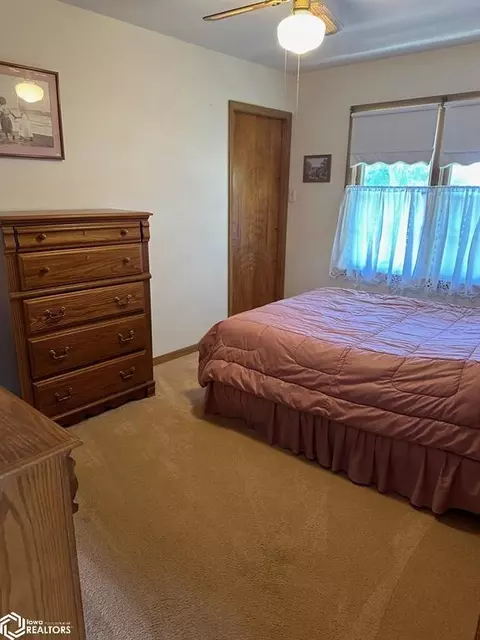 Bedroom - 604 E 18th St, Atlantic, IA 50022 photo 5 of 6