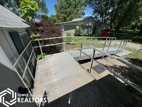 Exterior - 309 E Pleasant, Cincinnati, IA 52549 photo 4 of 4
