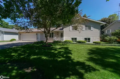 1205 4th Ave, Ackley, IA 50601