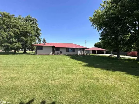 1553 240th St, Batavia, IA 52533