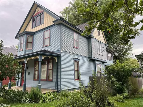 520 S 10th St, Burlington, IA 52601