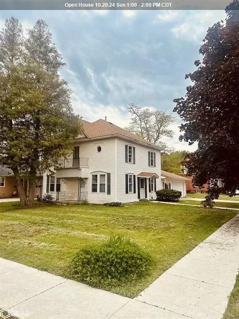 200 N 10th St, Northwood, IA 50459