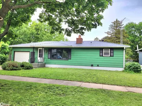 631 S Fillmore Ave, Mason City, IA 50401