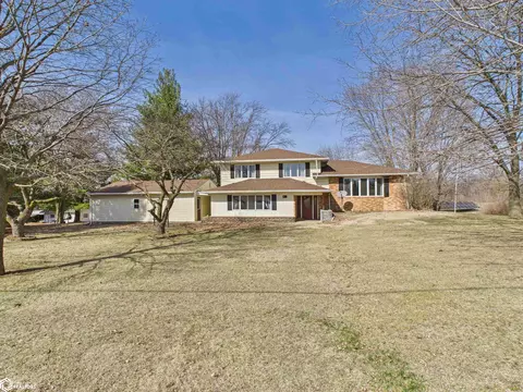 835 Mill St, Warsaw, IL 62379