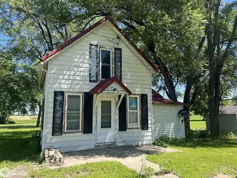 307 1st Ave W, Weldon, IA 50264
