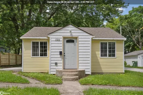 1322 10th St, Nevada, IA 50201