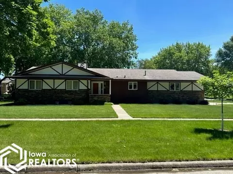 408 N Putnam St, Algona, IA 50511