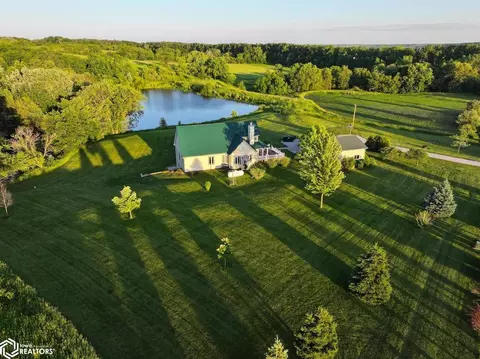2231 Washington Rd, Eldon, IA 52554 photo 3