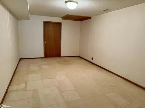 504 Ely Dr, Carroll, IA 51401 photo 20