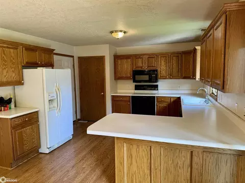 504 Ely Dr, Carroll, IA 51401 photo 11