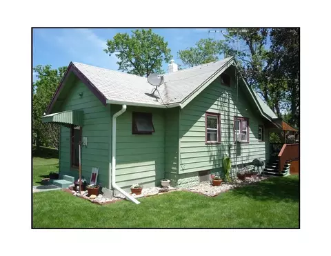 806 Adams St, Cumberland, IA 50843