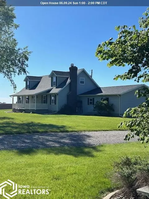 2630 300 St, Marshalltown, IA 50158
