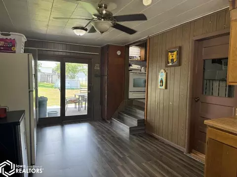 526 E Walnut St, Centerville, IA 52544 photo 22