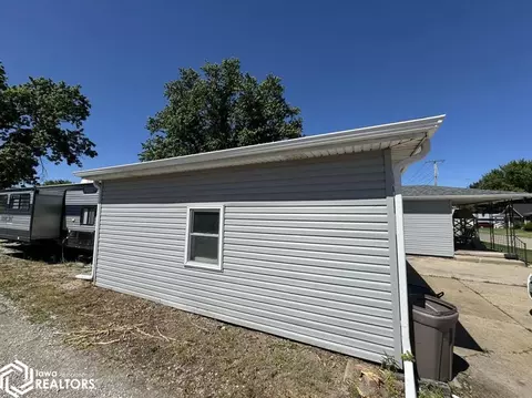 526 E Walnut St, Centerville, IA 52544 photo 10