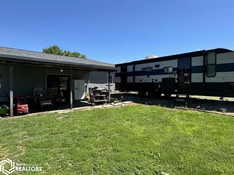 526 E Walnut St, Centerville, IA 52544 photo 14