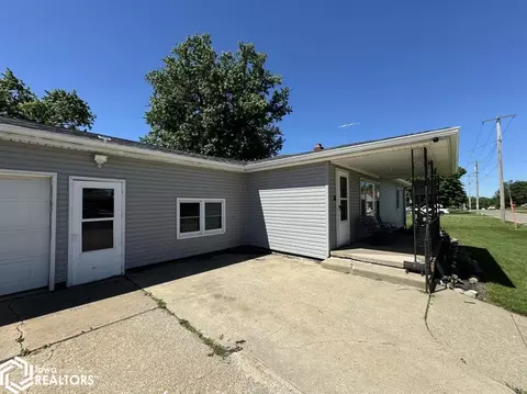 526 E Walnut St, Centerville, IA 52544 photo 9