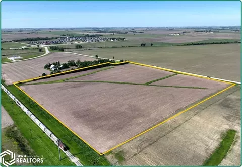 Hollenbeck Rd., Palo, IA 52324