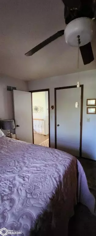 Bedroom - *** *** *** *** *** #***, Centerville, IA 52544 photo 5 of 5