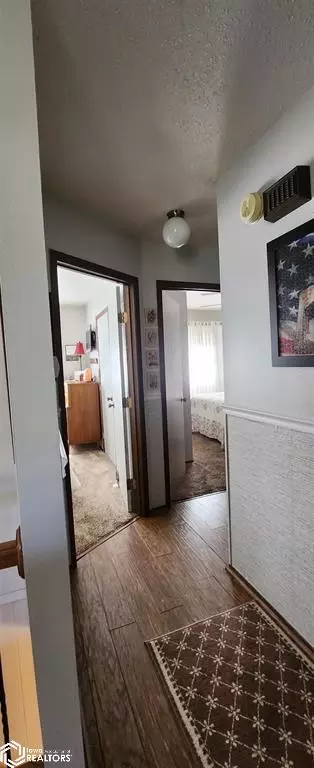 Entry Way - *** *** *** *** *** #***, Centerville, IA 52544 photo 5 of 8