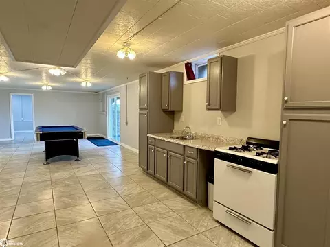 852 Macomb Rd, Abingdon, IL 61410 photo 18