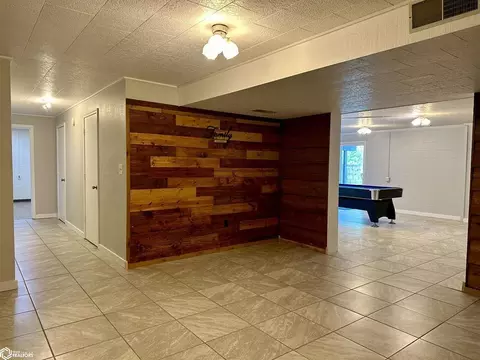 852 Macomb Rd, Abingdon, IL 61410 photo 17