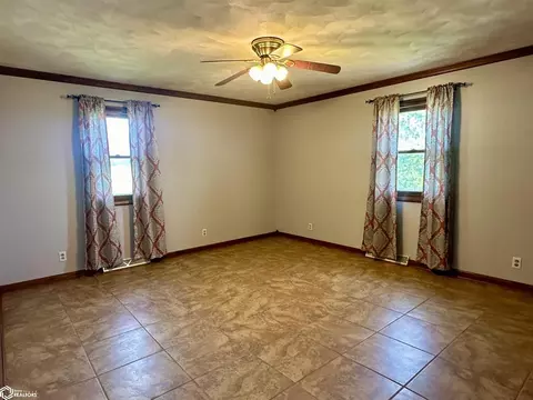 852 Macomb Rd, Abingdon, IL 61410 photo 16