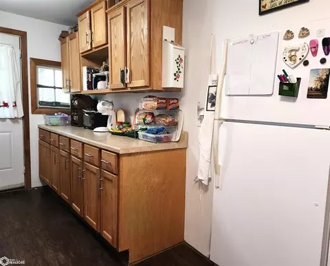 201 E Maple, Allerton, IA 50008 photo 5