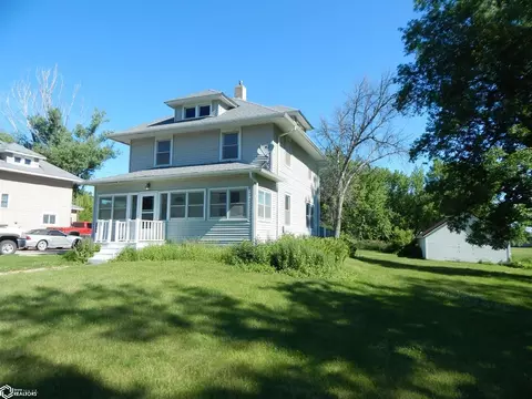 714 9th Ave, Eldora, IA 50627 photo 1