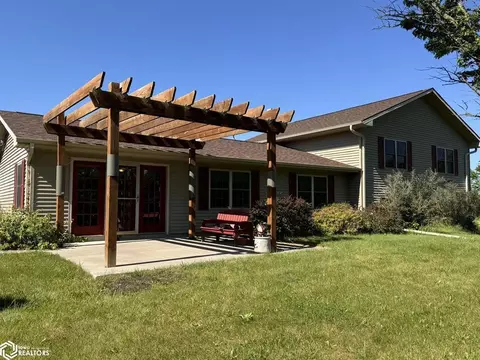 12173 Wyoming St, New Virginia, IA 50210