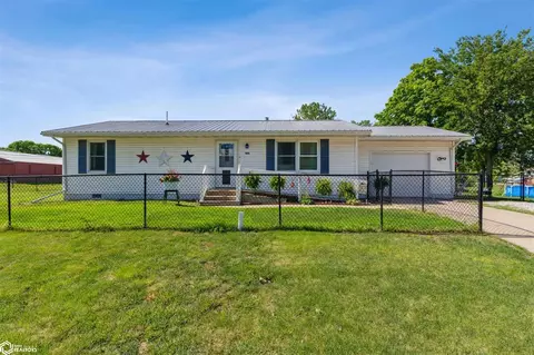 404 E Garfield St, Mount Pleasant, IA 52641