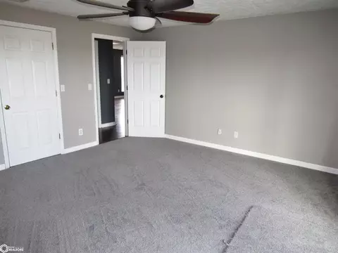 Bedroom - 1717 Dirado Ln, Hamilton, IL 62341 photo 5 of 5