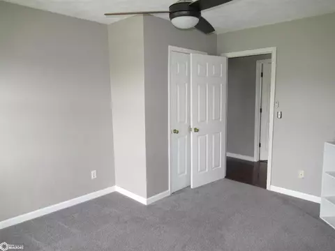 Bedroom - 1717 Dirado Ln, Hamilton, IL 62341 photo 2 of 5