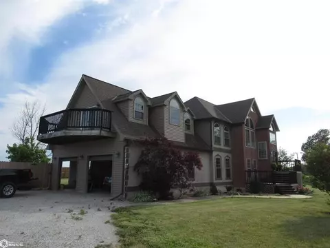 Exterior - 1717 Dirado Ln, Hamilton, IL 62341 photo 8 of 10