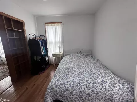 Bedroom - 109 Hearn St, Eldon, IA 52554 photo 2 of 3