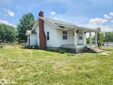 411 S Kossuth St, Osceola, IA 50213