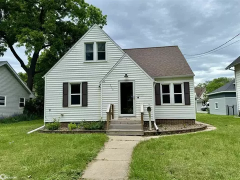 715 N Madison Ave, Mason City, IA 50401