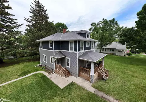 109 Ash Ave W, Swea City, IA 50590