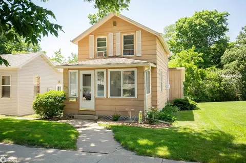 618 S Harlan St, Algona, IA 50511